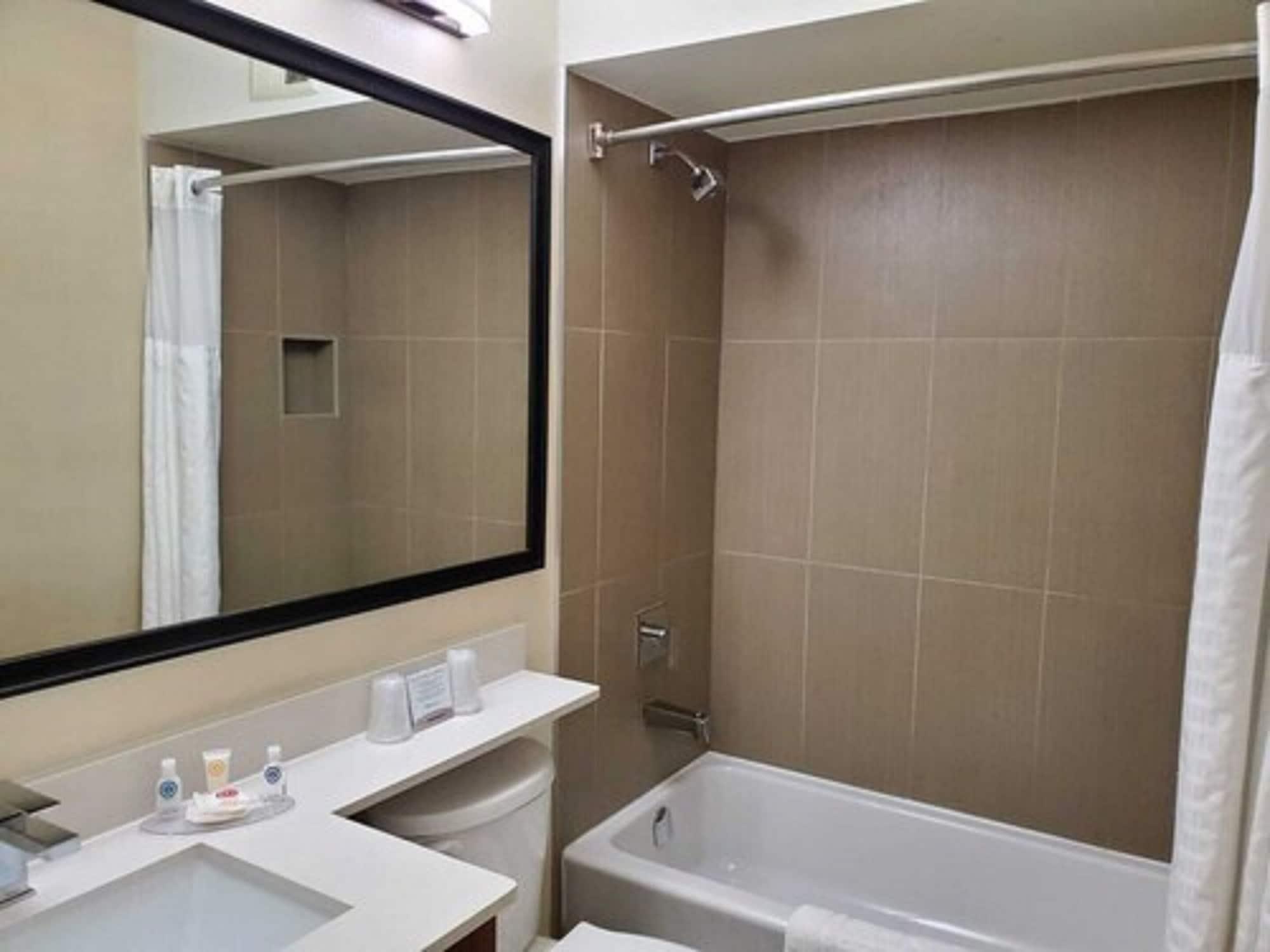 Comfort Inn Toronto North Esterno foto