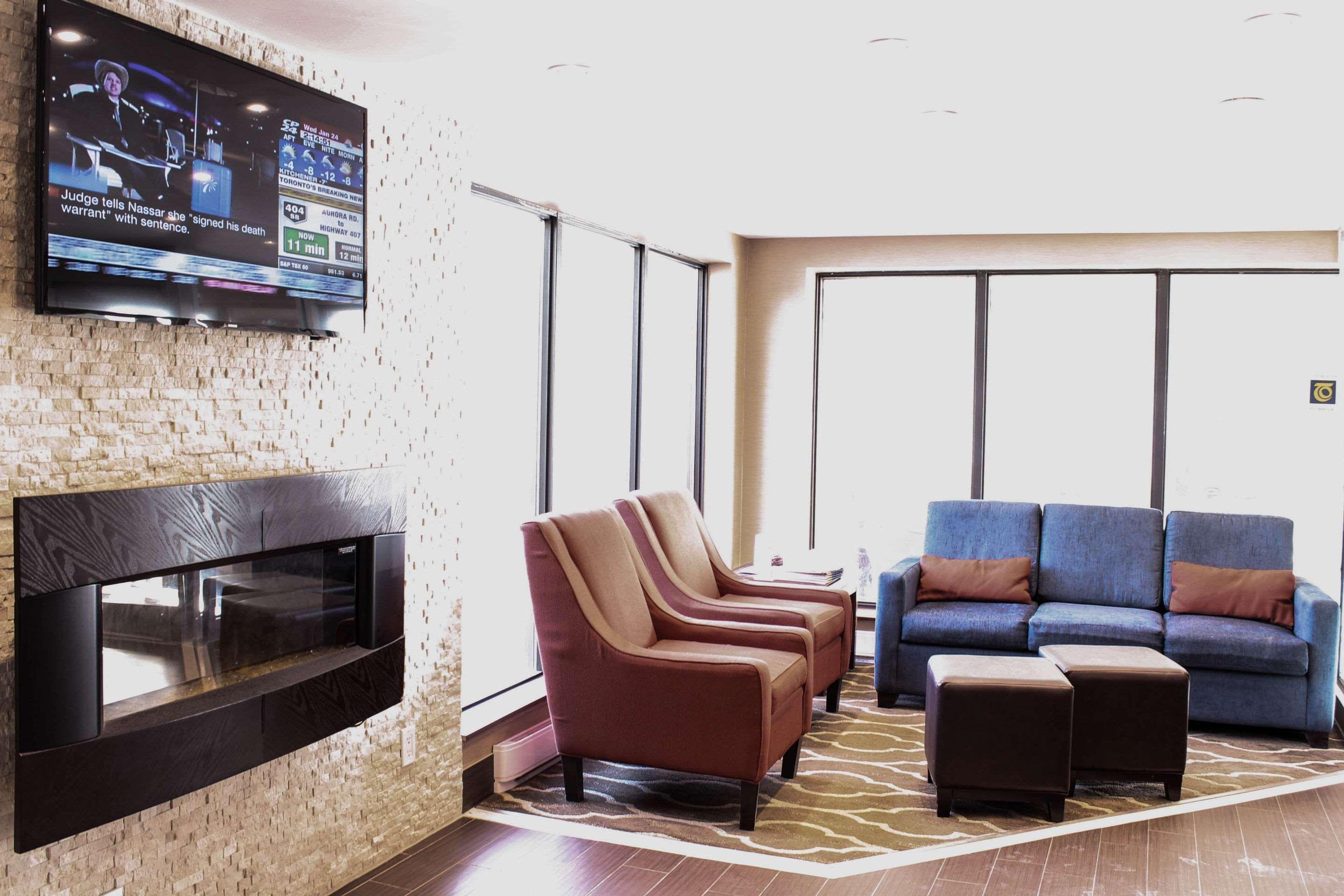 Comfort Inn Toronto North Esterno foto