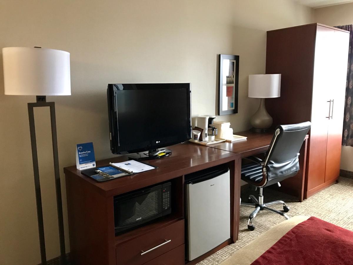 Comfort Inn Toronto North Esterno foto
