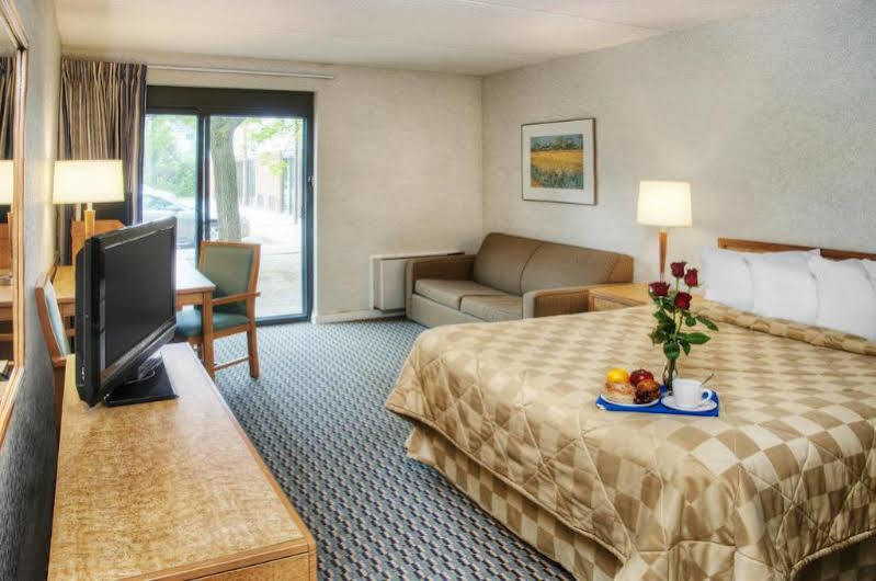 Comfort Inn Toronto North Esterno foto
